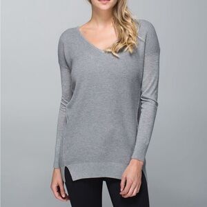 Lululemon The Sweater Life Womens Size S (6?) Heathered Medium Grey Pullover